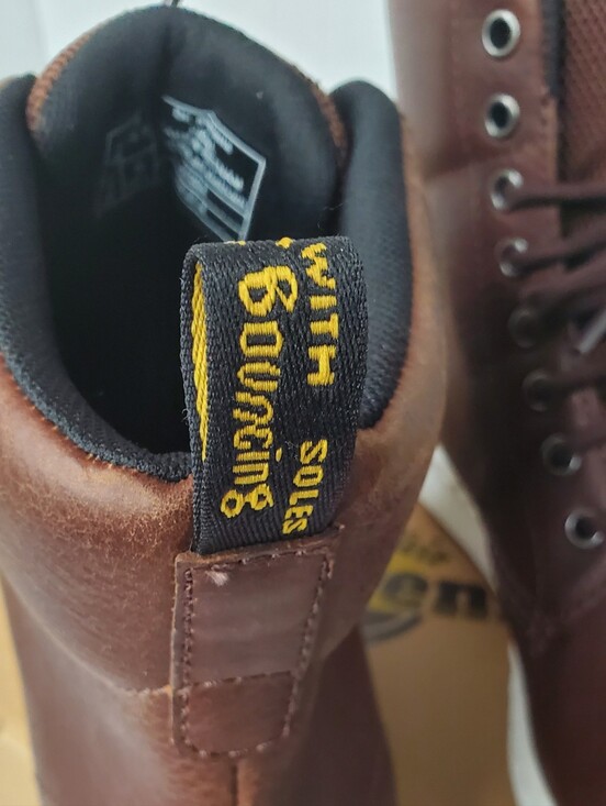 Dr Martens Brown LEATHER Lace Up Shoes NWT main image 4